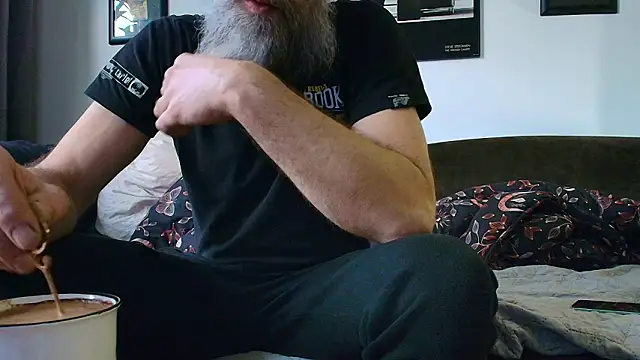 Snapshot of Kingsscepter chatting on February 2026 04:21:02 PM Kingsscepter online show from February 2026 04:21:02 PM