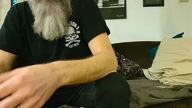 Snapshot of Kingsscepter chatting on February 2026 05:10:01 PM Kingsscepter online show from February 2026 05:10:01 PM