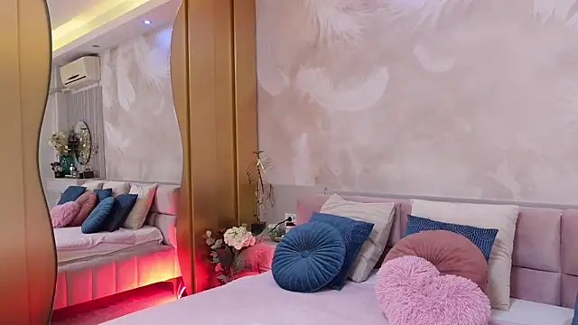 JullyBlair online show from October 2025 03:58:02 AM