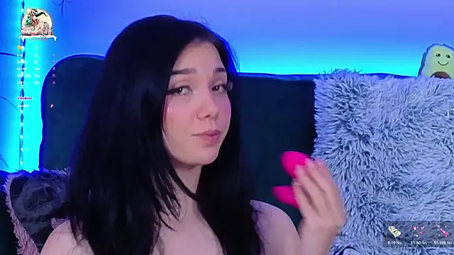 Snapshot of AveryWillow chatting on January 2026 06:44:01 PM AveryWillow online show from January 2026 06:44:01 PM