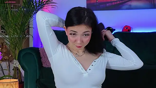 Snapshot of AveryWillow chatting on February 2026 11:55:01 PM AveryWillow online show from February 2026 11:55:01 PM