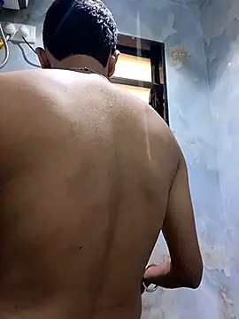 skinnyyyyyyyyy online show from October 2025 04:21:01 AM