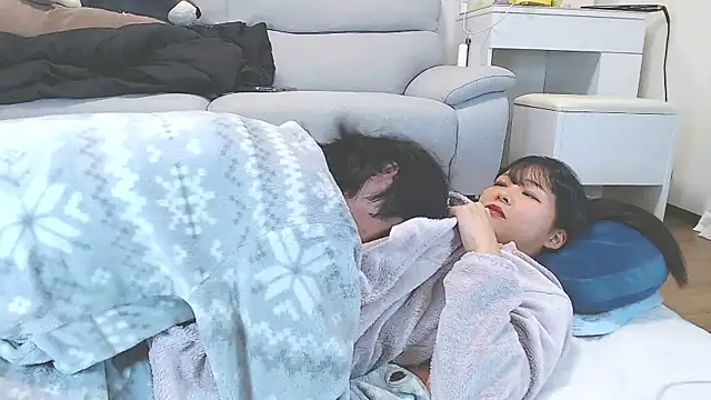 Snapshot of nmnk_CH chatting on October 2025 12:30:02 AM nmnk CH online show from October 2025 12:30:02 AM