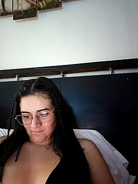 Hanna Kinsley online show from November 2025 08:30:01 PM