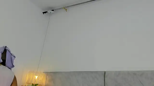 naomiii   online show from December 2025 11:39:02 AM