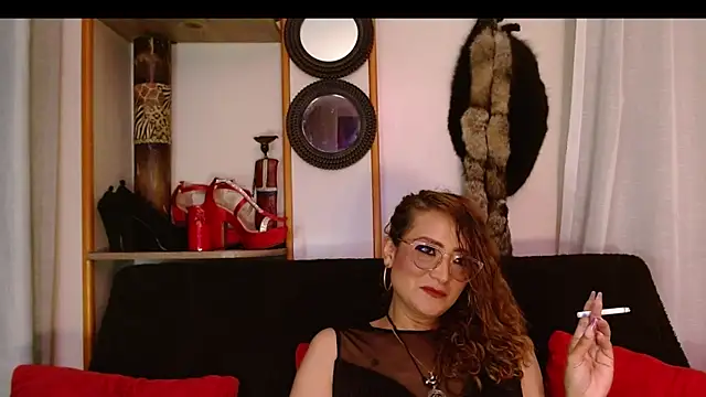 Snapshot of AdeleMourfg chatting on February 2025 03:37:01 AM AdeleMourfg online show from February 2025 03:37:01 AM