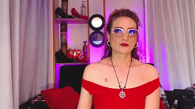 Snapshot of AdeleMourfg chatting on March 2025 02:37:02 AM AdeleMourfg online show from March 2025 02:37:02 AM