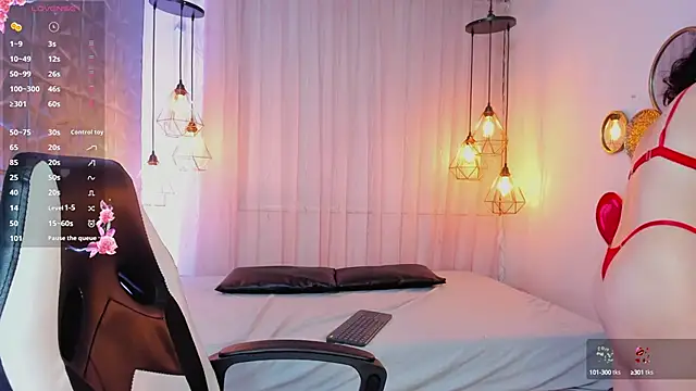 MAGIC SOFI online show from February 2025 08:39:01 PM