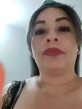 Snapshot of _Prinscarlet_ chatting on January 2025 01:32:01 AM Prinscarlet online show from January 2025 01:32:01 AM