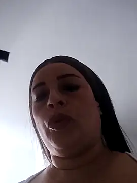 Snapshot of _Prinscarlet_ chatting on November 2025 03:01:02 PM Prinscarlet online show from November 2025 03:01:02 PM