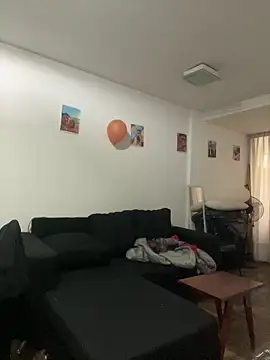 LCarreraa online show from April 2026 06:53:02 PM