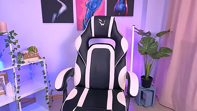 EmmaKeam online show from October 2025 05:49:02 AM