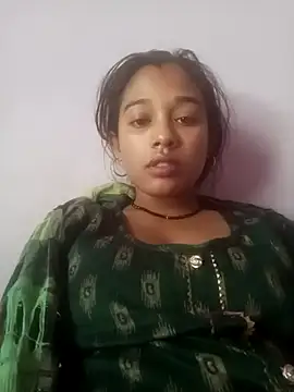 Snapshot of Surajpuja79 chatting on February 2026 02:04:02 AM Surajpuja79 online show from February 2026 02:04:02 AM