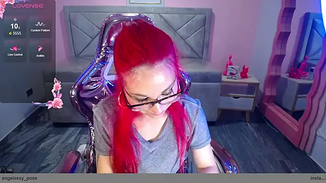 abril ch  online show from December 2025 10:57:02 AM