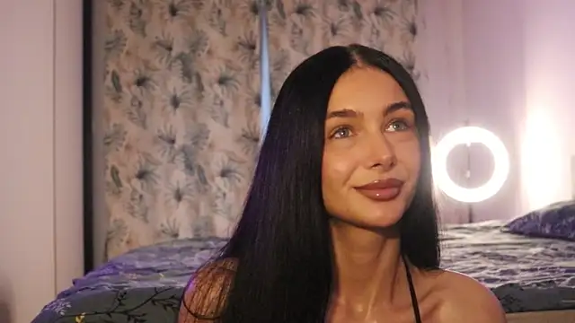 IvyKaelani online show from November 2025 01:36:02 PM