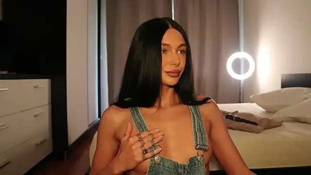 IvyKaelani online show from April 2026 01:50:02 PM