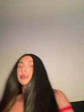 IvyKaelani online show from May 2026 01:28:02 PM