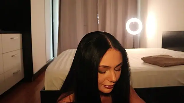 IvyKaelani online show from May 2026 11:48:02 AM