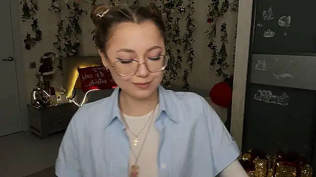 SereneFlame online show from January 2026 04:44:01 PM