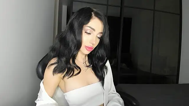 NancyLovee  online show from October 2025 06:27:02 PM