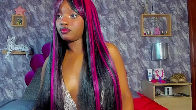 Snapshot of EMMAPARISS chatting on November 2025 02:43:02 PM EMMAPARISS online show from November 2025 02:43:02 PM