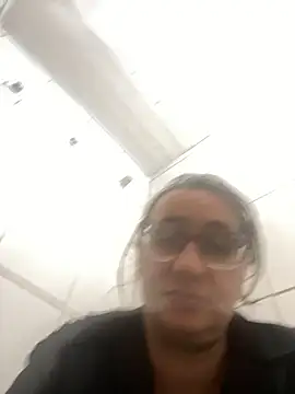 gloria7v05 online show from March 2026 06:21:01 PM