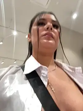 LexyRobert online show from February 2025 07:05:02 PM