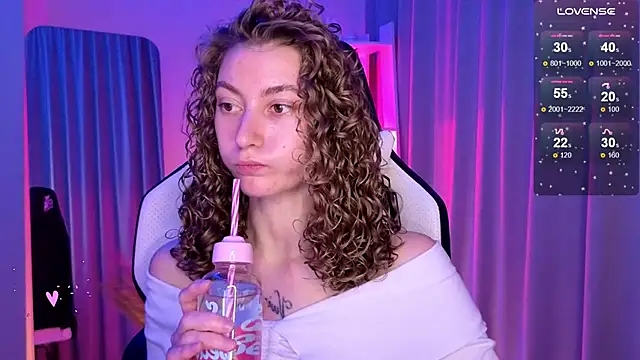 lady curls online show from February 2025 11:48:01 PM