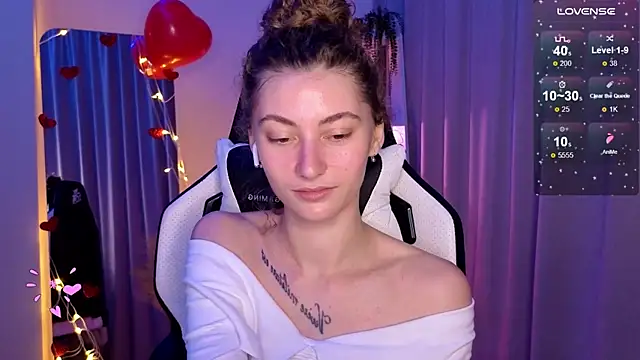 lady curls online show from February 2025 11:19:02 PM