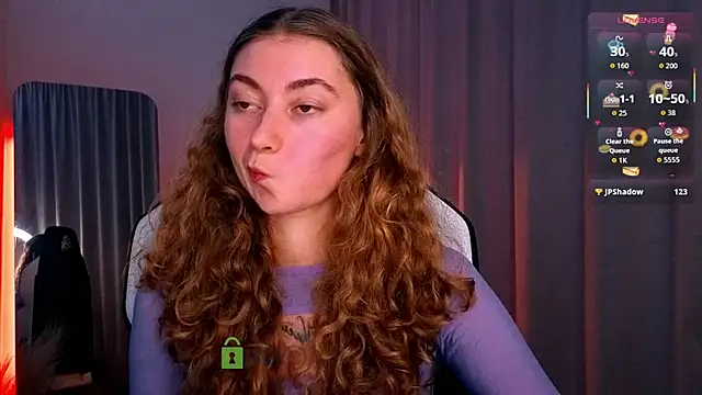 lady curls online show from October 2025 09:47:02 PM