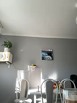 AmiLavs online show from September 2025 05:18:01 AM