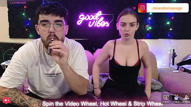 Snapshot of MrAndMrsSavage chatting on December 2024 09:06:01 PM MrAndMrsSavage online show from December 2024 09:06:01 PM