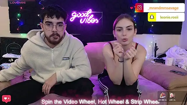 Snapshot of MrAndMrsSavage chatting on December 2024 03:53:02 PM MrAndMrsSavage online show from December 2024 03:53:02 PM