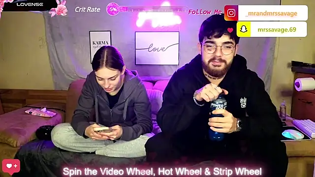 Snapshot of MrAndMrsSavage chatting on January 2025 07:49:02 PM MrAndMrsSavage online show from January 2025 07:49:02 PM