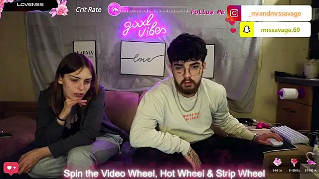 Snapshot of MrAndMrsSavage chatting on January 2025 11:29:01 PM MrAndMrsSavage online show from January 2025 11:29:01 PM