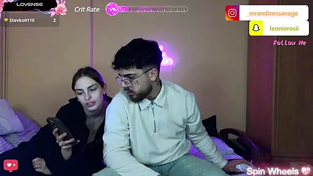 Snapshot of MrAndMrsSavage chatting on February 2025 06:02:02 PM MrAndMrsSavage online show from February 2025 06:02:02 PM