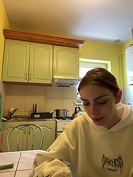 Snapshot of MrAndMrsSavage chatting on February 2025 02:10:02 PM MrAndMrsSavage online show from February 2025 02:10:02 PM