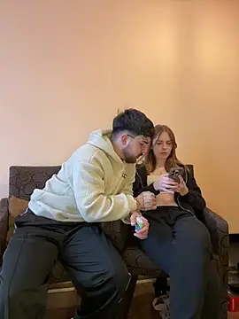 Snapshot of MrAndMrsSavage chatting on February 2025 02:36:01 PM MrAndMrsSavage online show from February 2025 02:36:01 PM