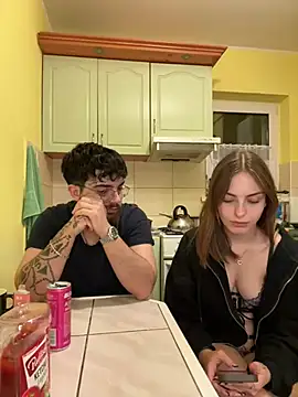 Snapshot of MrAndMrsSavage chatting on March 2025 09:06:02 PM MrAndMrsSavage online show from March 2025 09:06:02 PM