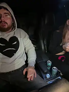 Snapshot of MrAndMrsSavage chatting on December 2025 09:54:01 PM MrAndMrsSavage online show from December 2025 09:54:01 PM