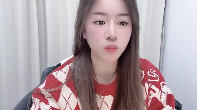 chloe-01 online show from December 2024 12:58:02 PM