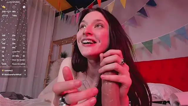 J Hunter  online show from March 2025 07:02:01 PM