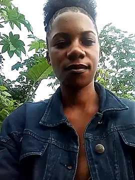 Yourlittlegirl19 online show from December 2024 04:42:02 AM