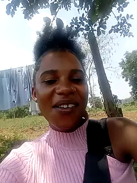 Yourlittlegirl19 online show from February 2025 10:12:02 AM
