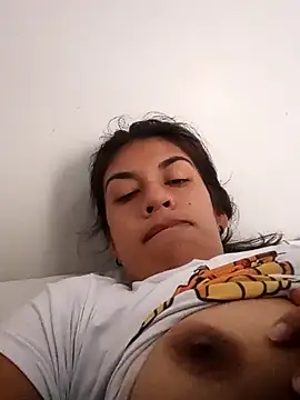 Snapshot of Anamaria-24 chatting on February 2026 02:23:02 PM Anamaria-24 online show from February 2026 02:23:02 PM