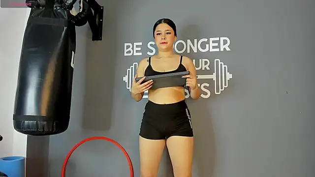 ariadna milano online show from December 2024 12:39:02 PM