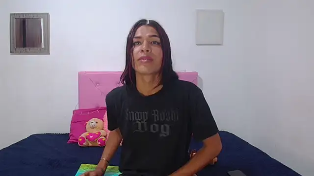 issa kitty online show from March 2025 03:51:02 AM