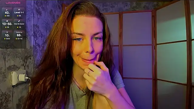 the perfectgirl online show from October 2025 08:21:02 PM