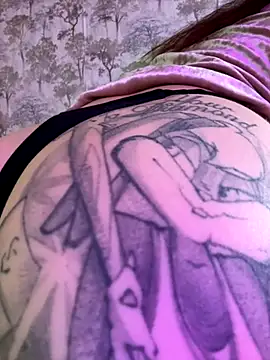 the perfectgirl online show from November 2025 08:33:02 PM