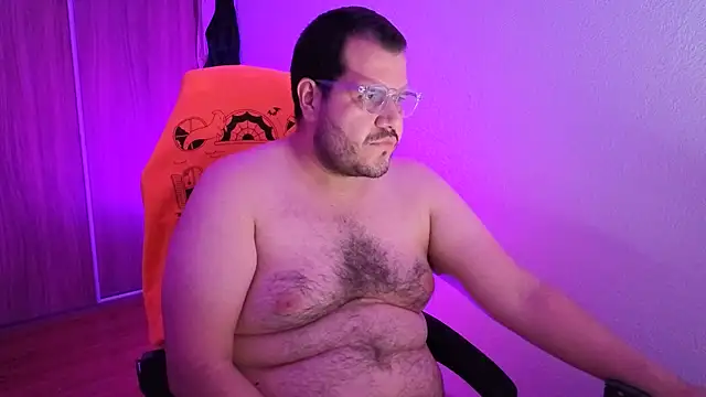 Snapshot of bearcloudcomputa chatting on November 2025 05:09:02 AM bearcloudcomputa online show from November 2025 05:09:02 AM